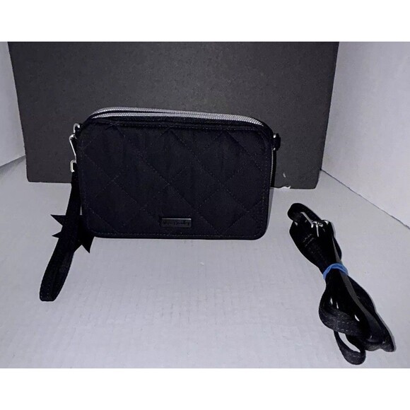 VERA BRADLEY Zip Around Wallet Wristlet Black Quilted Crossbody - Picture 1 of 12